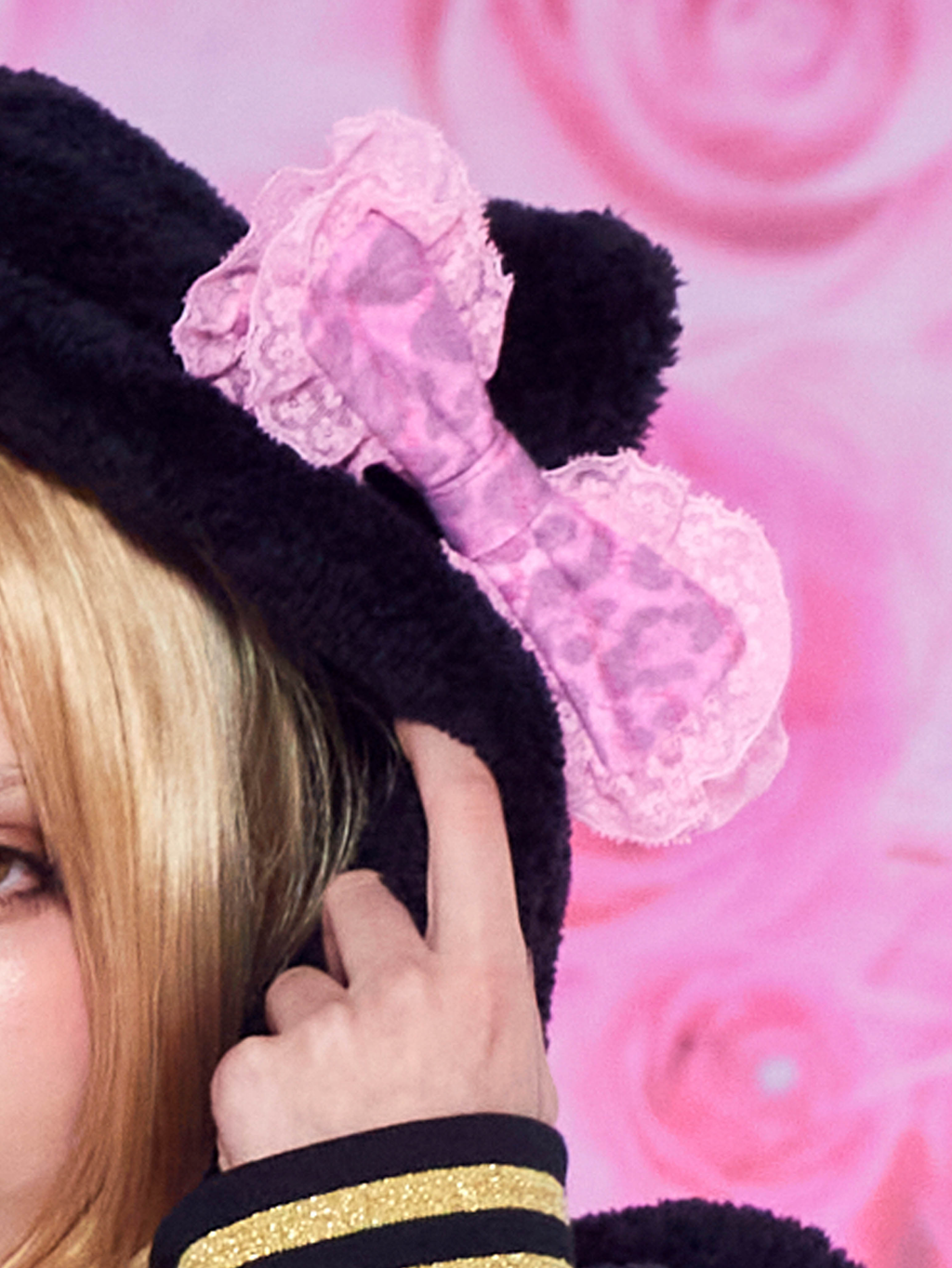 Leopard bonbon ribbon pin